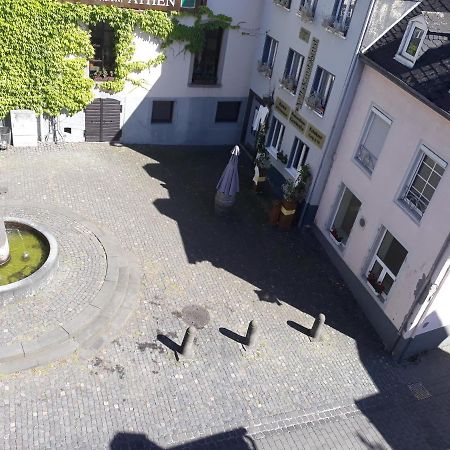 Rathausschenke Muenstermaifeld Hotel Exterior photo